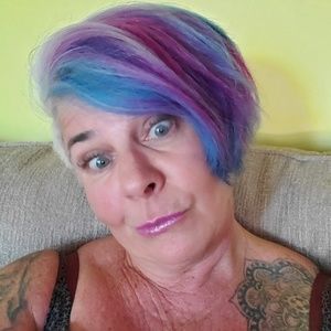 Meet your Posher, Karen